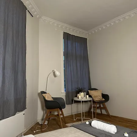 Center Dream Guest house *